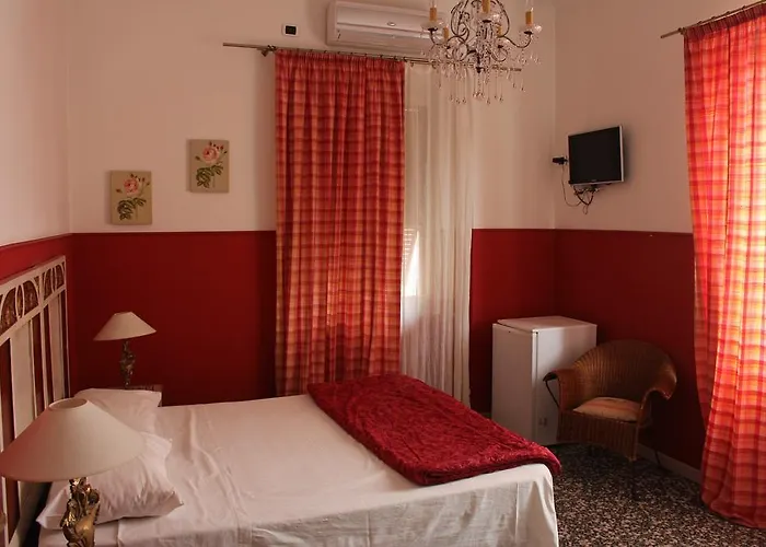 فندق مبيت وإفطار Casamia 3*